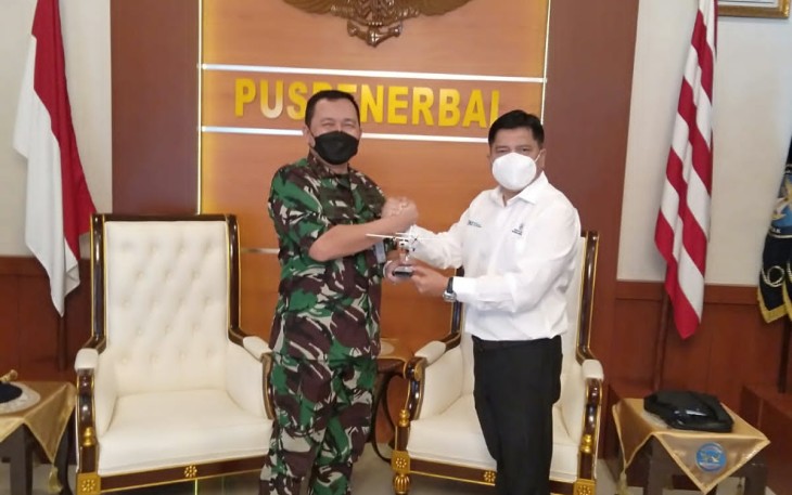 Kunjungan Dirut PT. Dirgantara Indonesia