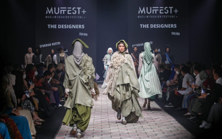 Ajang pameran muslim fashion festival di Grand Ballroom Hotel Ritz Carlton Pacific Place Jakarta, Kamis (21/4/22)