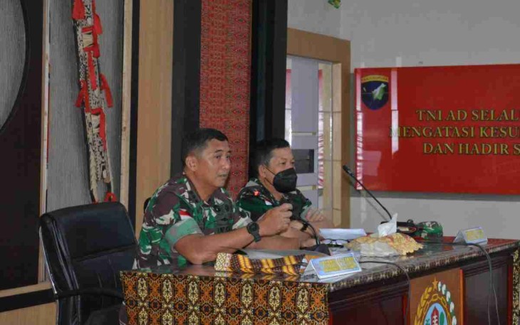 Kasrem 121/Abw menerima tim verifikasi Itdam XII/Tpr guna pencocokan data jelang Sertijab Danrem 12q/Abw. Senin (25/4/2022)