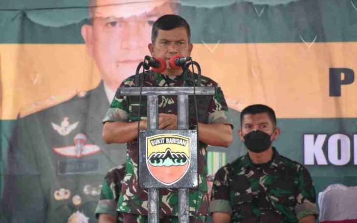 Prajurit dan PNS Korem 023/KS terima pengarahan Pangdam I/BB. Rabu (27/4/2022)