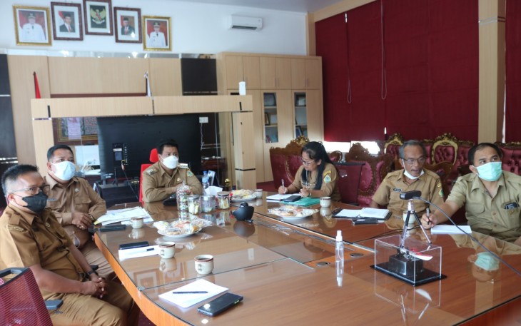Peluncuran Road to Toba Fashion Week 2022 secara virtual dari Ruang kerja Bupati Samosir, Selasa (10/5/2022)