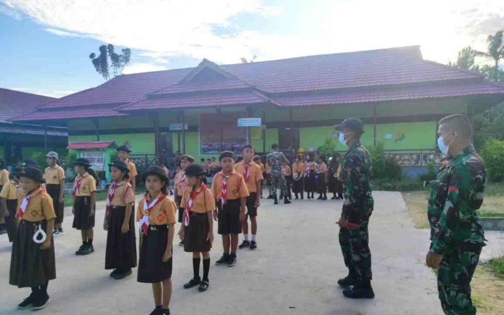 Latihan Pramuka di perbatasan