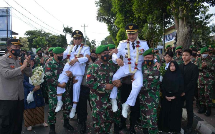 Purna Bhakti Praja Walikota dan wakil Salatiga
