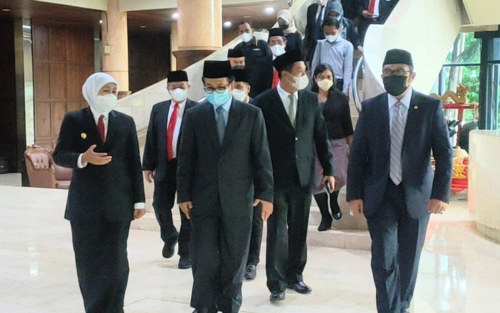 Sahat P Tua Simanjuntak Wakil Ketua DPRD Jatim ditemui usai sidang paripurna DPRD Jatim, Rabu (25/5/2022) petang.