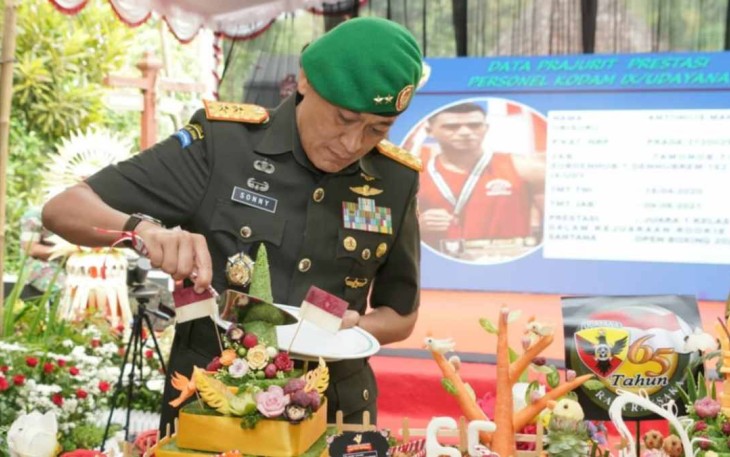 Pangdam saat syukuran HUT ke 65 Kodam IX/Udayana