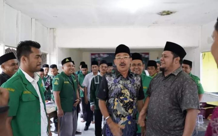 Bupati Labuhanbatu Selatan, H. Edimin, saat membuka Pelatihan Kepemimpinan Dasar (PKD) GP Ansor, Jumat (27/5/2022).