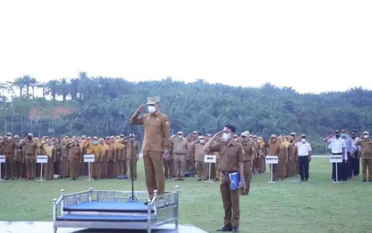 Apel gabungan Pemkab Labusel, Senin (30/5/2022).
