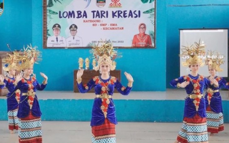 Perlombaan tari kreasi dalam rangka memperingati HUT ke-9 Pesibar.