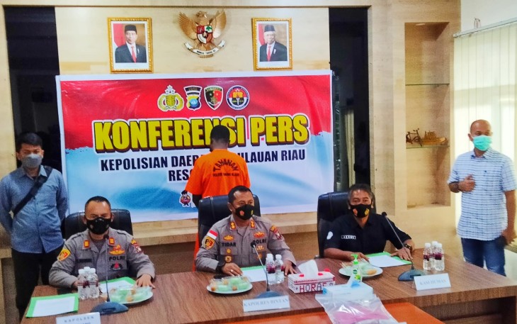 Konferensi pers Polres Bintan.