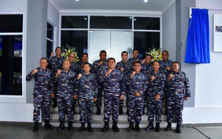 Foto bersama usai peresmian Mako Satrol Lantamal III 