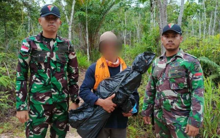 Gagalkan penyelundupan senjata angin di perbatasan 