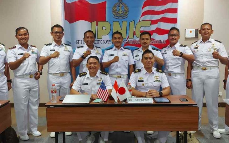 Foto bersama kegiatan IPNIC di Jakarta 