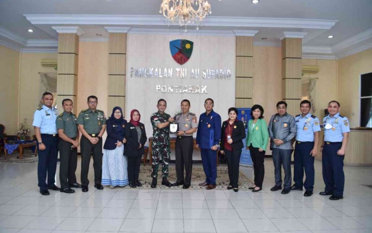 Danlanud Supadio bersama rombongan Lemhannas RI dan SLISN PPRI LXII