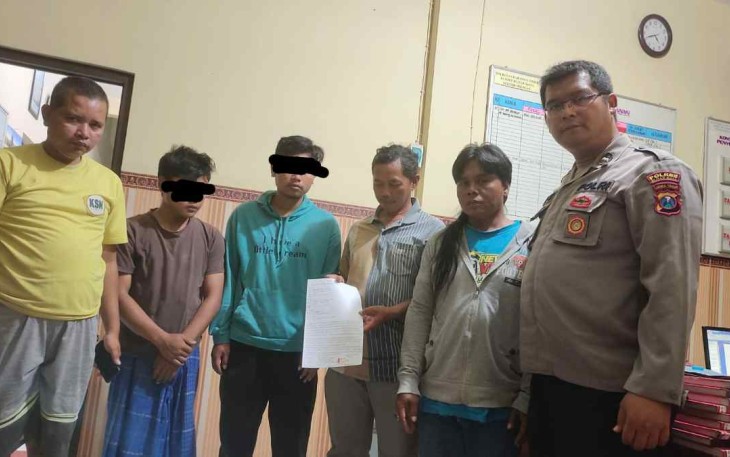 Tertunduk lesu dua pemuda curi 1 kg cabai diproses melalui jalur mediasi Polsek Srengat