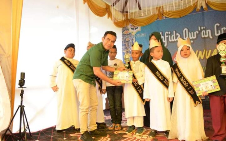 Wabup Labura saat Hadiri Wisuda Tahfidz Qur'an SD Majdah Al Fayyad Islamic School 