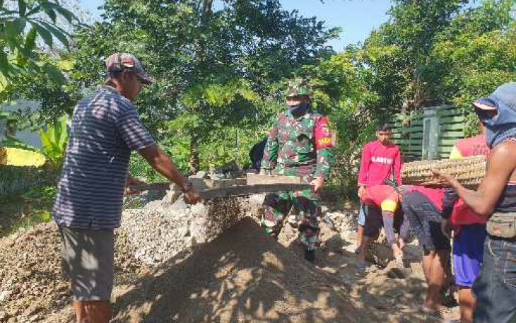 Bersama warga binaan berjibaku bangun talud