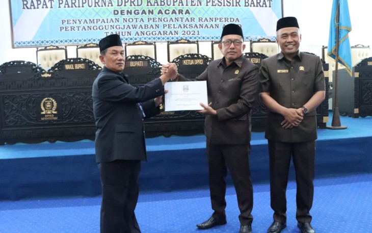 Rapat Paripurna Agenda Penyampaian Nota Pengantar Ranperda Penanggung Jawaban APBD 2021