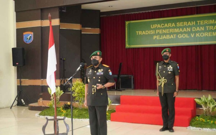 Danrem 121/Abw saat pimpin sertijab