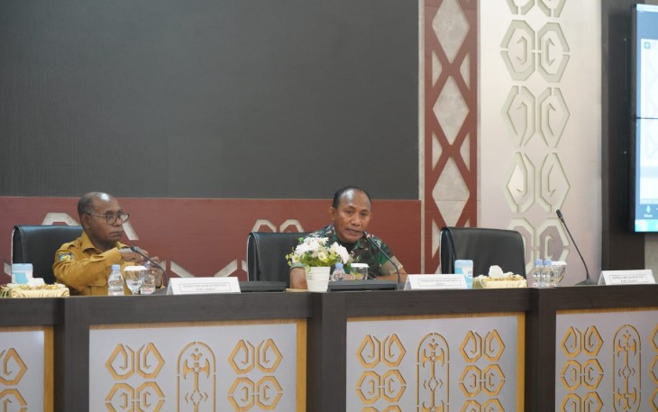 Pangdam Kasuari saat rakor catam otsus