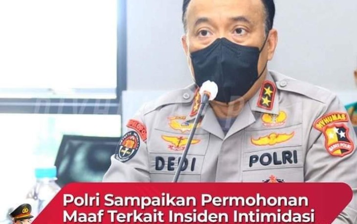 Kadiv Humas Polri saat memberikan keterangan pers 