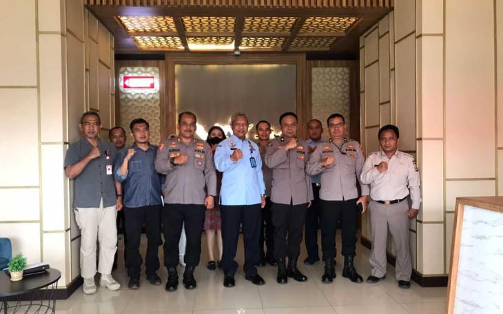 Foto bersama jajaran Kanwil Kemenkumham Banten bersama Polda Banten 