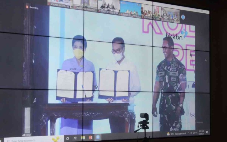  Percepatan penurunan stunting secara daring bersama  BKKBN