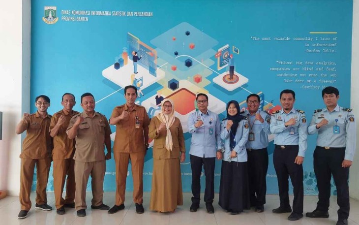 Swafoto Kanwil Kemenkumham Banten bersama Diskominfo Provinsi Banten
