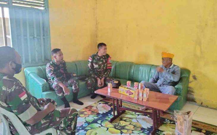 Satgas Yonif 645/Gty saat silaturahmi bersama legiun veteran RI