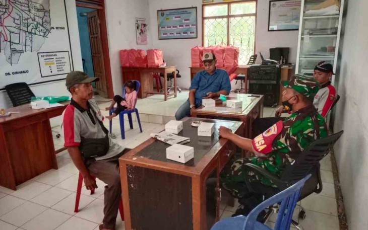 Serka Mulyadi saat komsos bersama warga binaannya