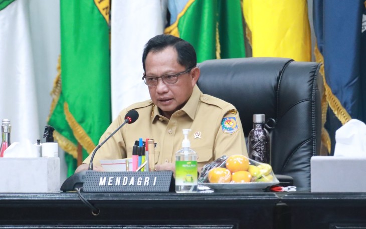 Mendagri Tito saat rakor pengendalian inflasi kenaikan BBM di Jakarta 
