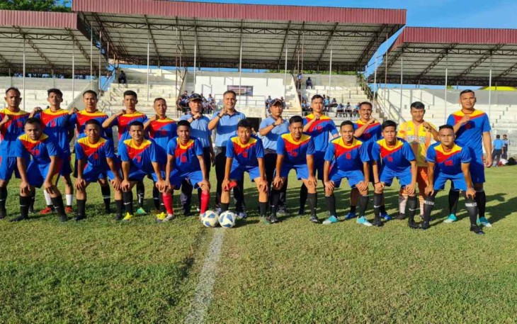 Pertandingan persahabatan sepakbola 