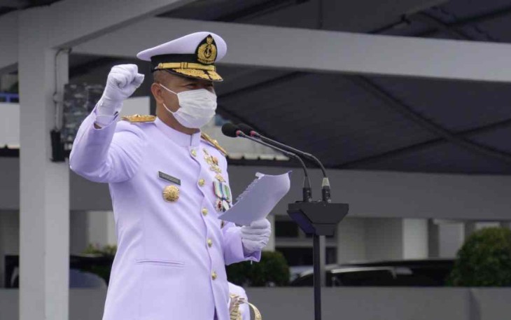 Pangkolinlamil saat membacakan amanat Kasal