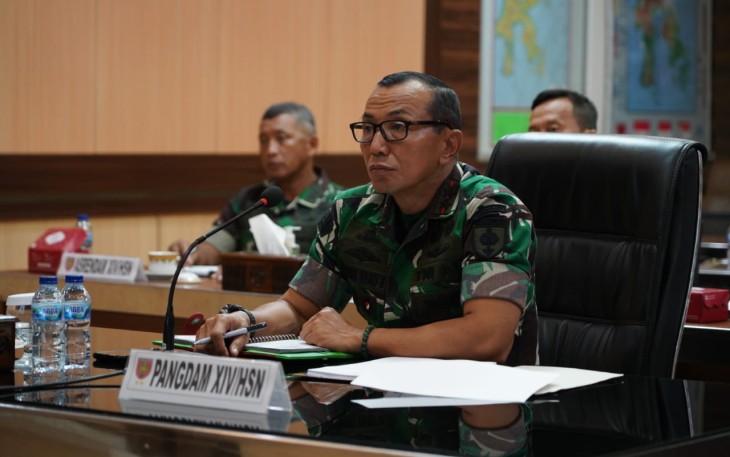 Pangdam XIV/Hsn Mayjen TNI Totok Imam Santoso saat vidcon bersama Kasad