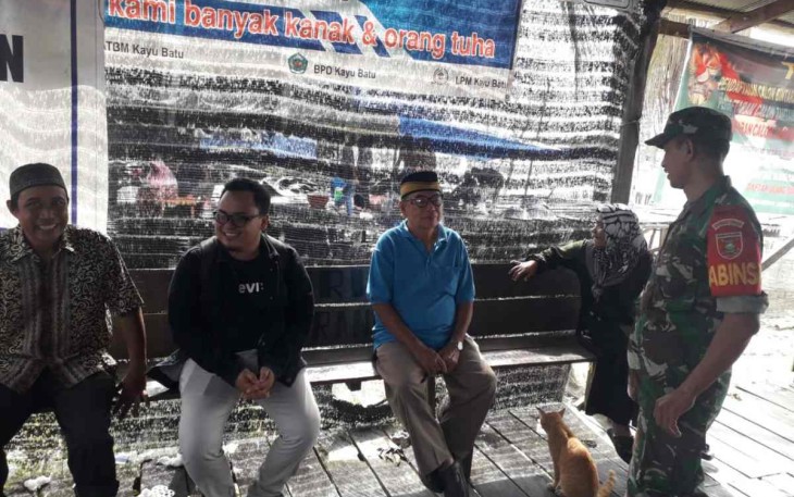 Serda Sunardi saat komsos bersama warga binaannya