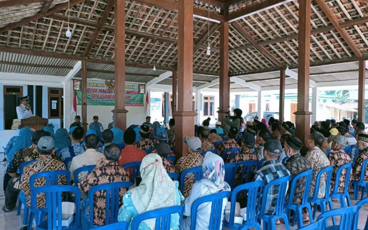 Pelantikan perangkat desa binaan