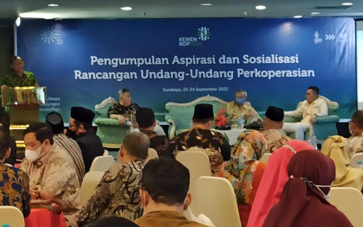 FDG UU Perkoperasian di Surabaya 