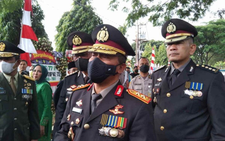 Kapolda Jateng Irjen Pol Ahmad Luthfi saat memberikan keterangan pers usai upacara HUT TNI ke-77. Rabu (5/10)