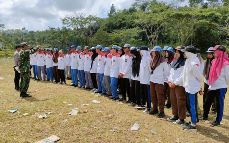 Wasbang dan Latih PBB Pelajar SMKN Bandar