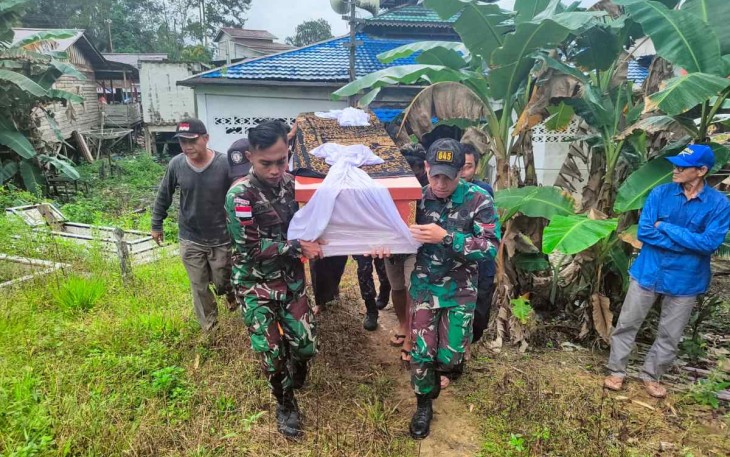 Pemakaman warga perbatasan 