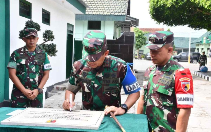 Pangdam V Brw Mayjen TNI Nurchahyanto saat meresmikan Command Center  