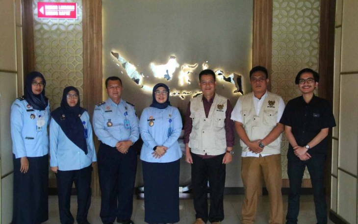 Foto bersama Tim Informasi provinsi Banten