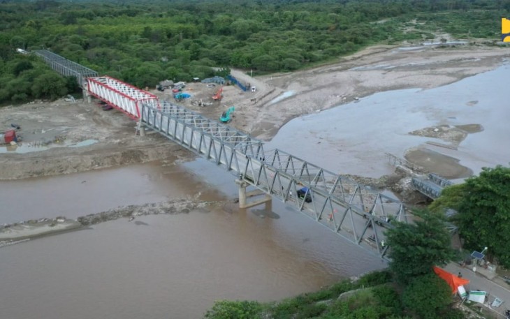 Jembatan Siumate Besar di Kabupaten Kupang NTT 