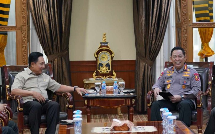Kapolri Jenderal Listyo Sigit Prabowo bersama Purnawirawan Jenderal di Mabes Polri