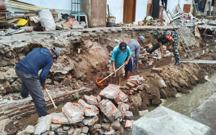 Pembangunan drainase di wilayah binaan 