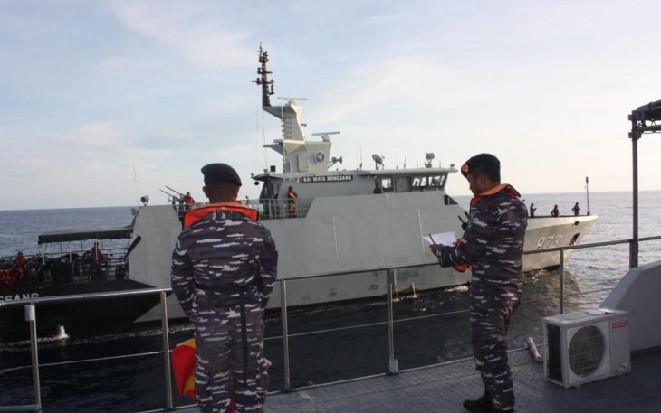 Prajurit Koarmada III Latihan di Perairan Teluk Cenderawasih