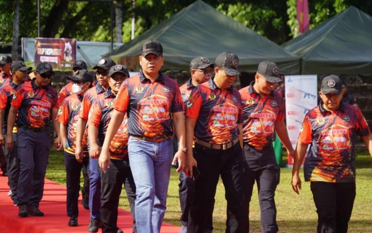 Kasrem 064/MY Kolonel Inf Nurkhan saat menghadiri pembukaan lomba tembak Baladika