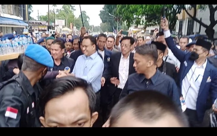 Capres Anies Baswedan saat di istana Maimun Medan, Jum'at (4/11)