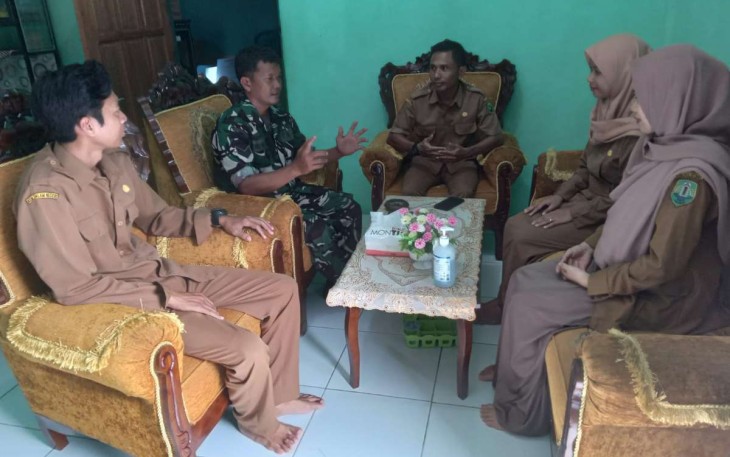 Komsos bersama aparat desa wilayah binaan 