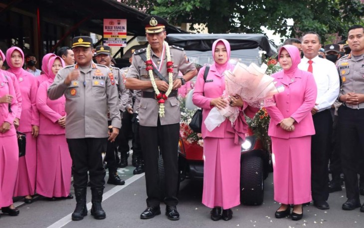 Kapolres Blitar Kota AKBP Argowiyono saat Wisuda Purna Bhakti
