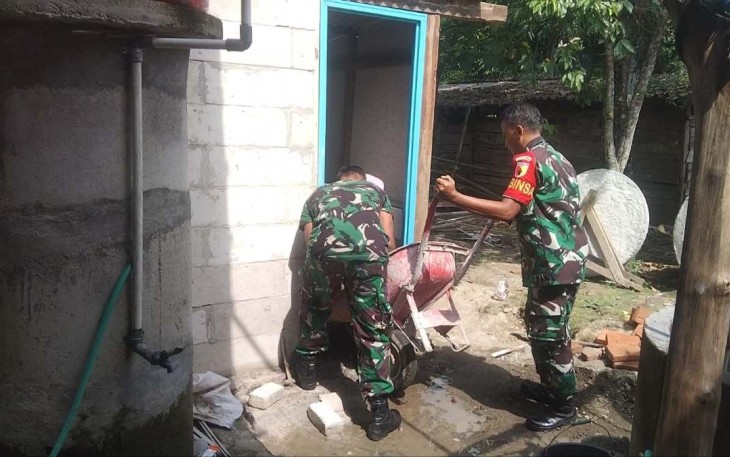 Bantu membangun sanitasi rumah warga binaan